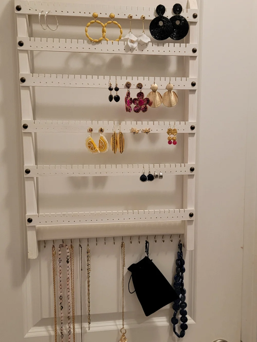 Wall-Mounted White Jewelry Organizer Rack - Home Storage & Organization